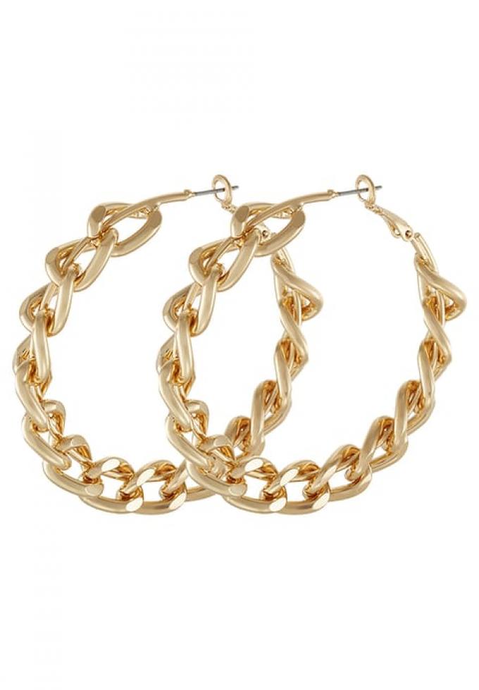 Bella Hadid: Gouden hoop earrings met schakels