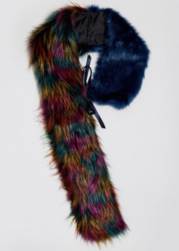 SHOPPING: 19 x de leukste faux fur-sjaals voor het kille herfstweer