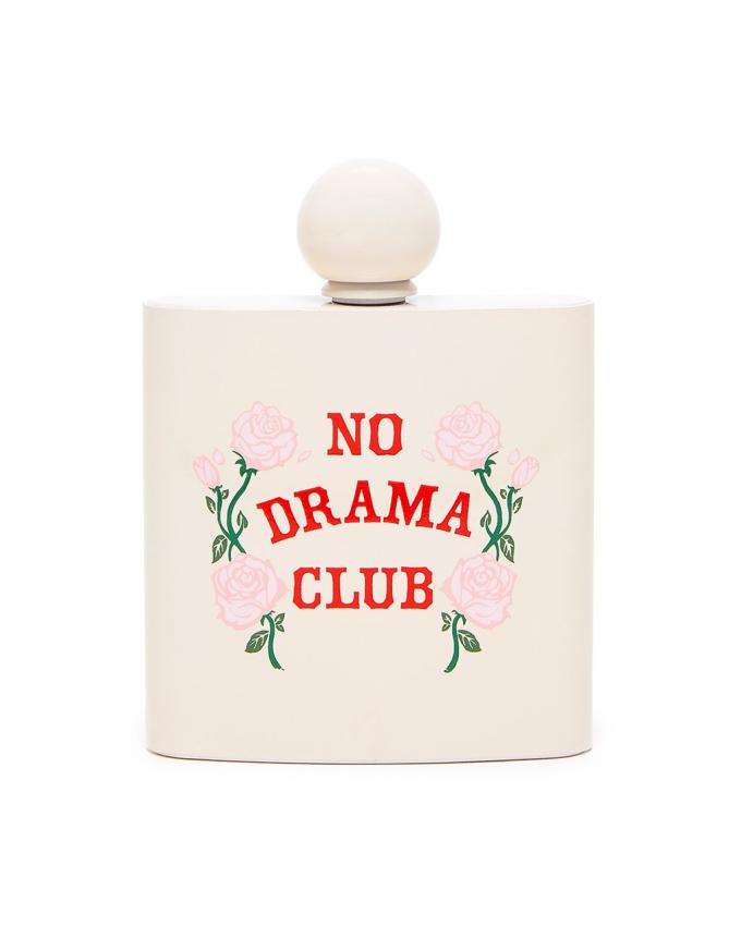 Zakfles met opschrift 'No Drama Club'