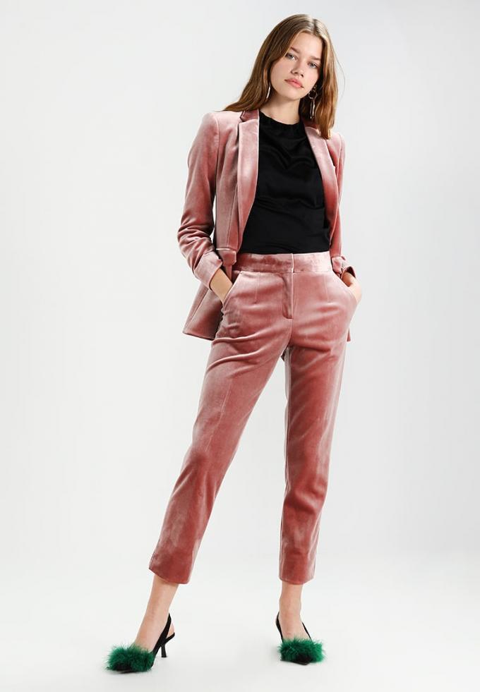 Pantalon en velours vieux rose