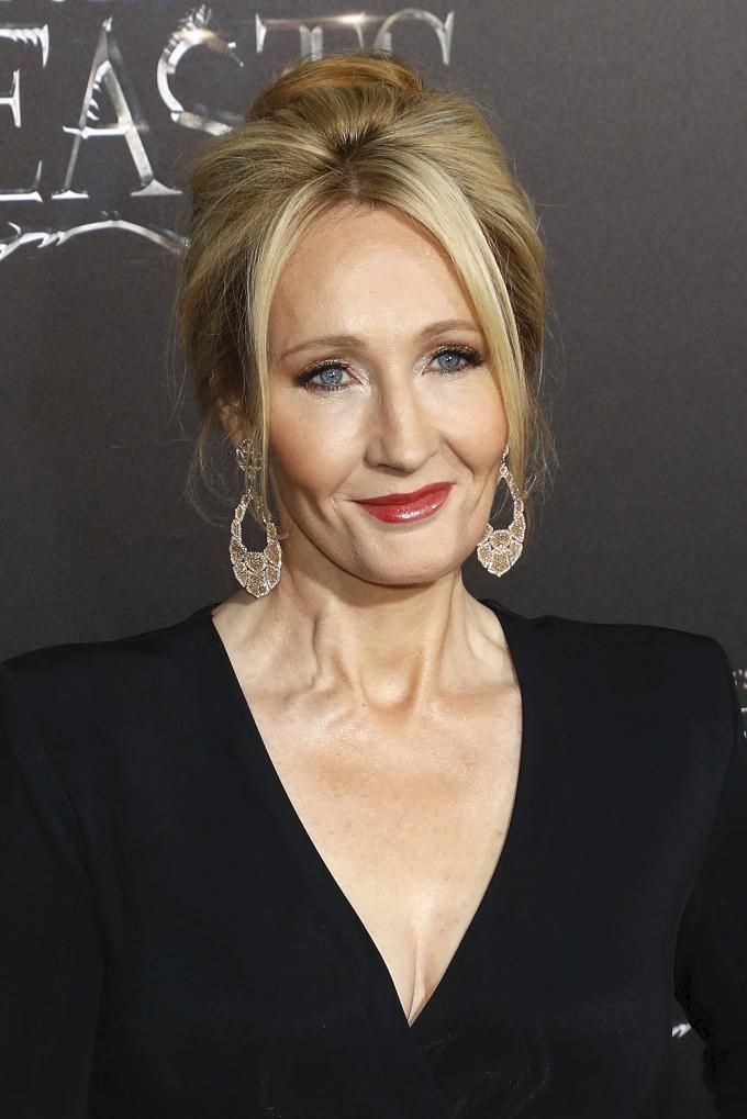 J.K. Rowling (52 ans), écrivaine britannique