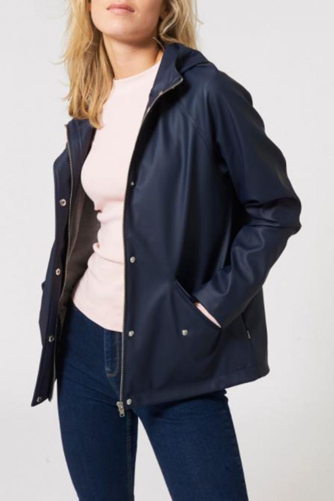 15 hippe regenjassen om dit weekend droog te blijven