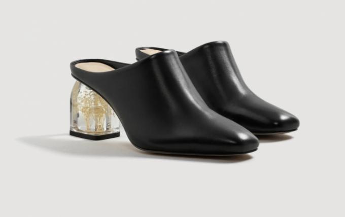 Leren instappers met PVC-hak en bloemen