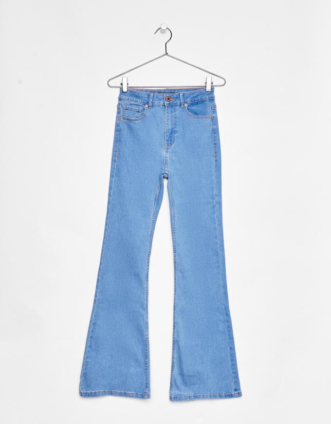 13 x bell bottom jeans