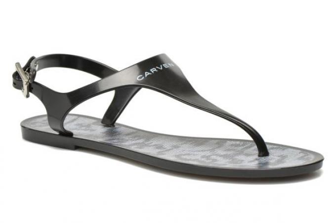 Eenvoudige zwarte slippers