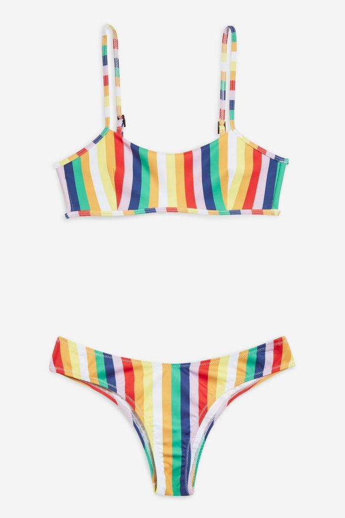 Bikini met regenboogstrepen