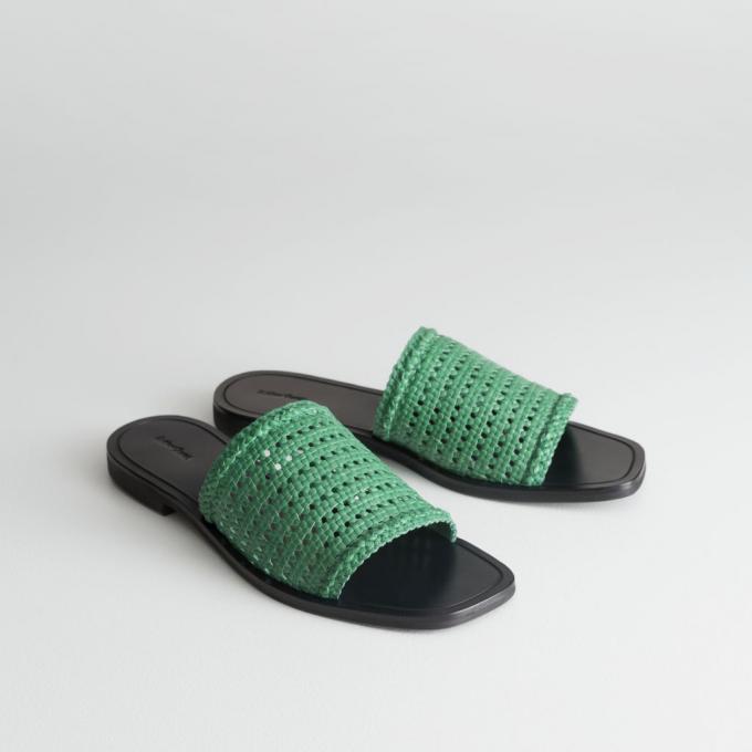 & Other Stories - groene gevlochten slippers