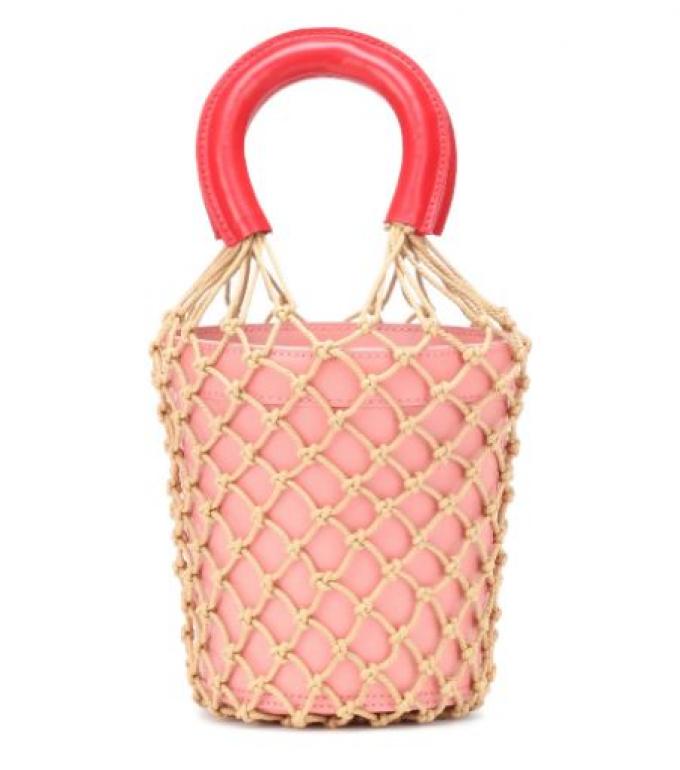 4. Geografisch: Lederen bucket bag in roze met visnet