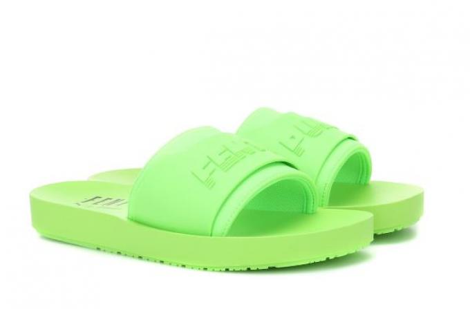 Trend 4: neon groene Rihanna 'surf slides'