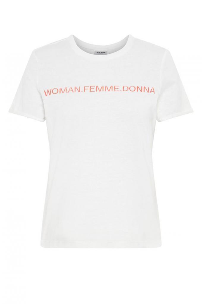 Woman. Femme. Donna.