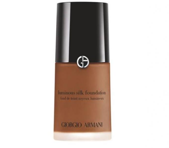 Giorgio Armani, Luminous silk foundation