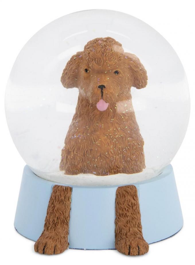 Une boule à neige chien