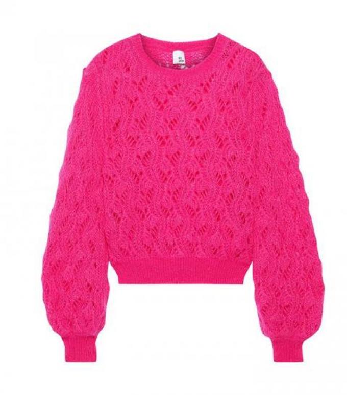 Le pull en mohair rose vif