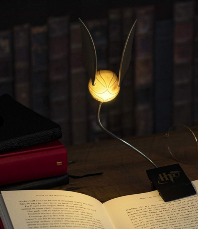 Une lampe de lecture Vif d'Or
