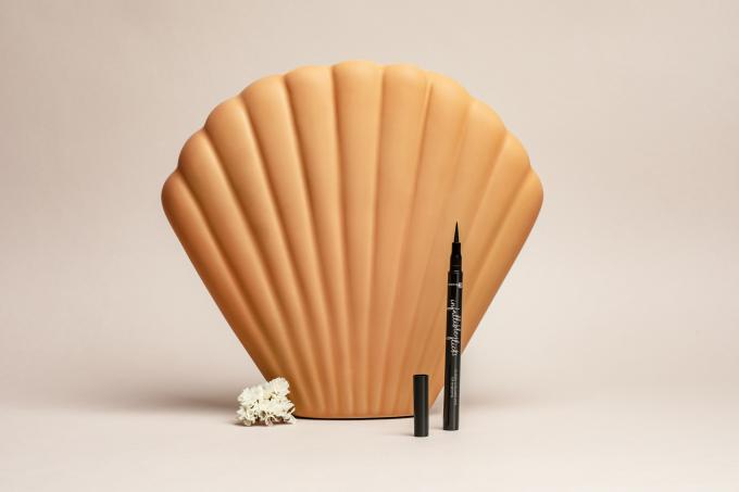 Infaillible Flicks Glossy Eyeliner Pen - 2,79 €