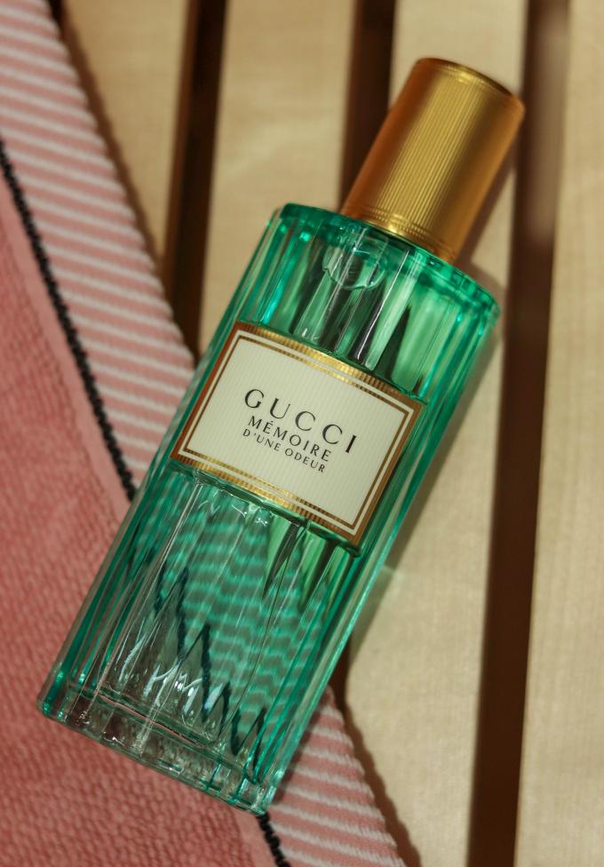 Meilleur parfum pour femme: Mémoire d’une Odeur de Gucci Eau de Parfum