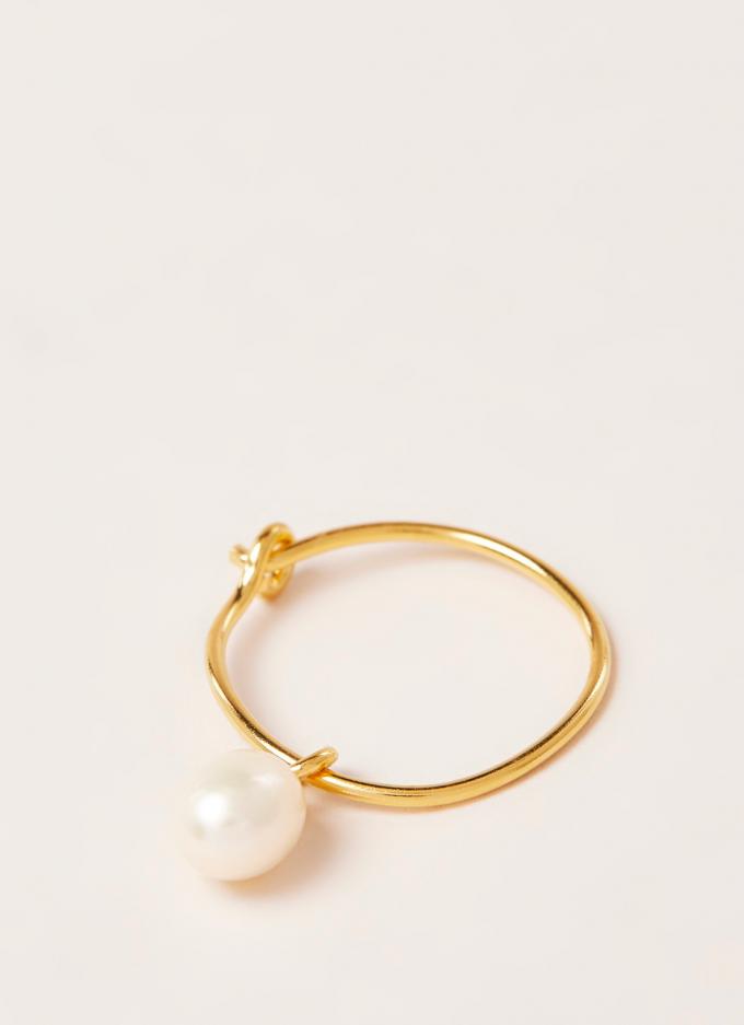 Boucle d'oreille en plaqué or avec perle
