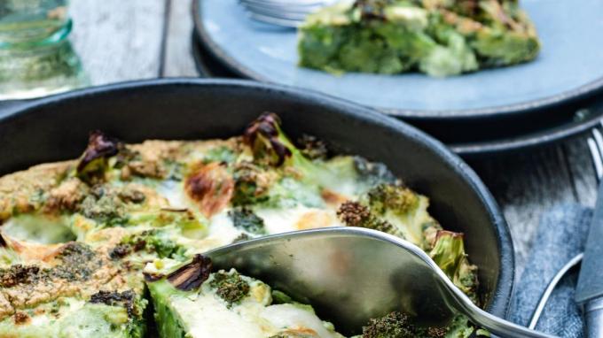 1. Groentetaart met broccoli en mozzarella