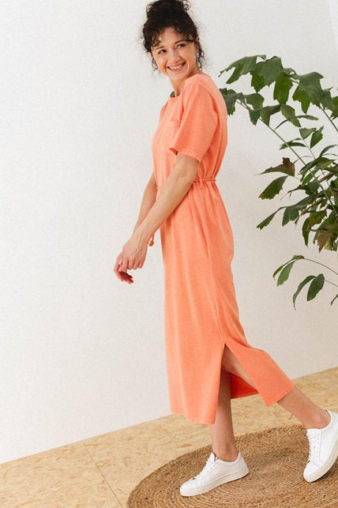 Oranje midaxi-jurk met split