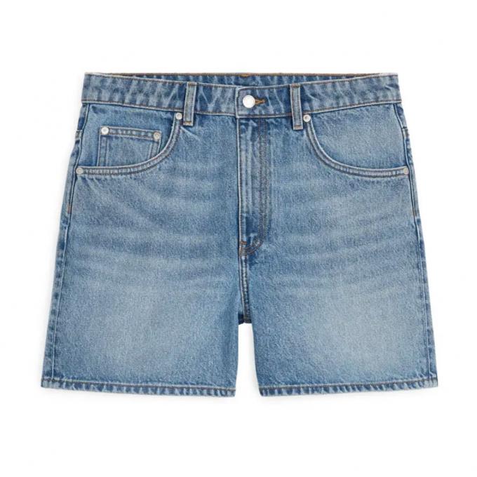 Korte jeansshort uit organisch katoen