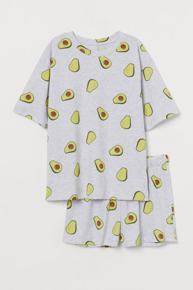 Shortama met avocadoprint