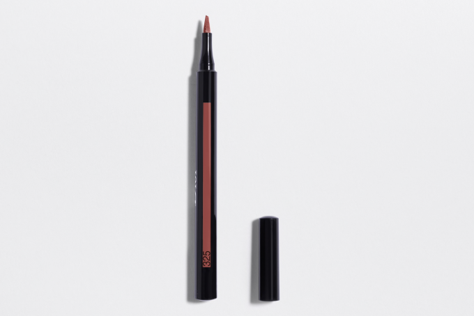 Le Rouge Dior Ink Lip Liner dans la couleur Tender 325