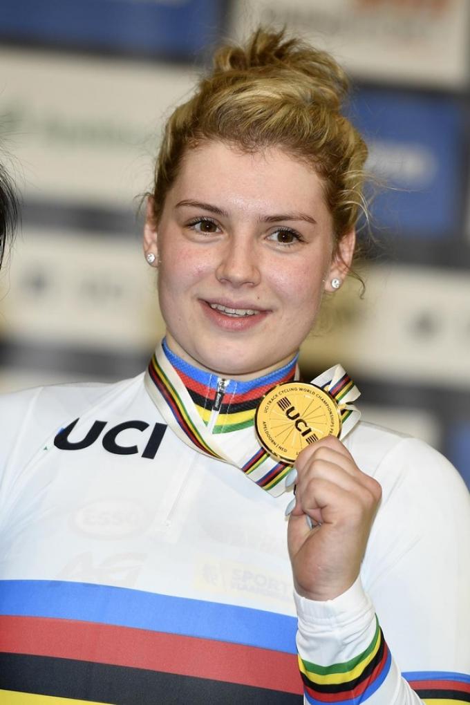 Nicky Degrendele voor de eerste keer IJzeren Briek KW.be