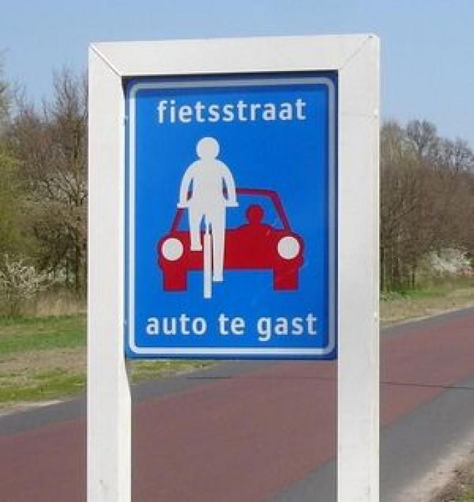 Brugge denkt aan fietsstraten in de binnenstad - KW.be