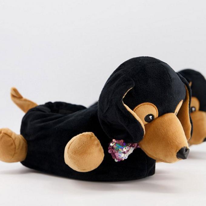 Pantoffels worsthondje