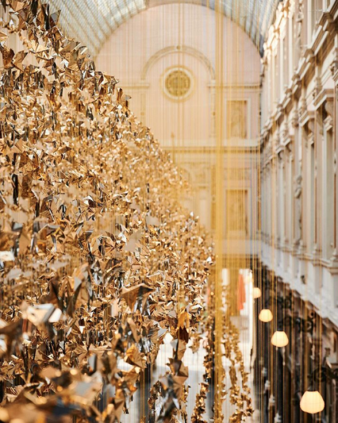 Un ciel d'origamis à Bruxelles