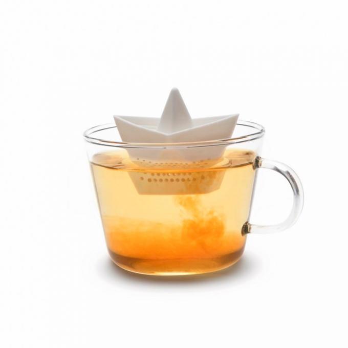 Thee-infuser Paper Boat