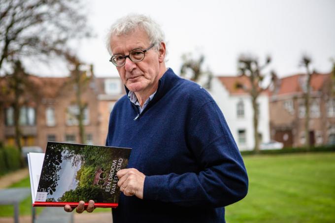 Eric Van Hove volgde het reilen en zeilen in Brugge eerst jarenlang als kritische stadsjournalist, daarna in de dichte coulissen van het stadhuis. (foto Davy Coghe)©Davy Coghe Davy Coghe