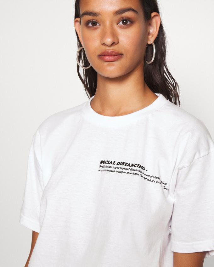 T-shirt met opschrift