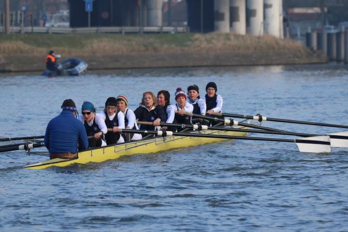 De Brugge Boat Race kan bij de achtriemen ook rekenen op de deelname van recreanten.© ACR