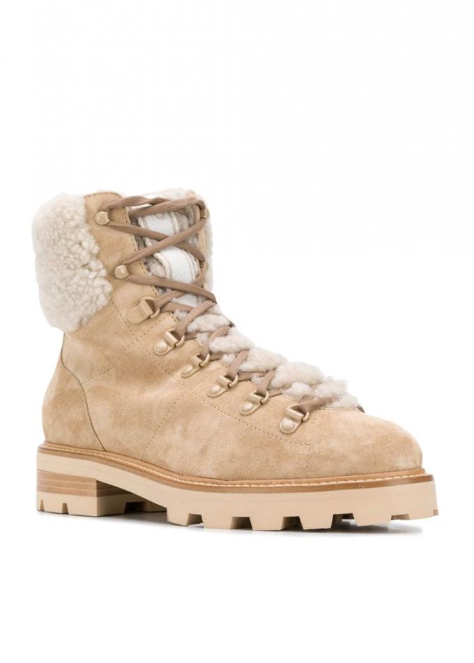 Hiking boots met shearling