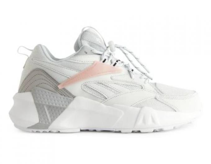 Chunky witte sneakers met grijs en roze