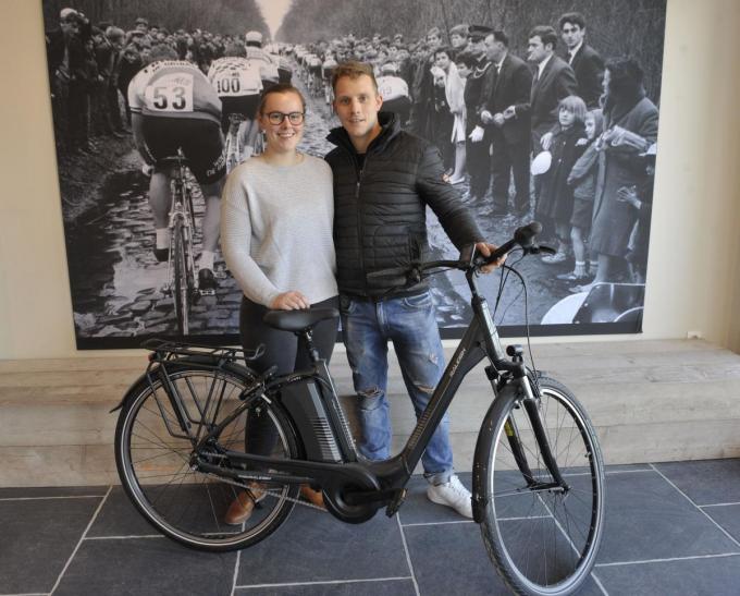 Lana Petit en Tim Poriau openen tweede vestiging van Tim's Bikehoeve. (foto FODI)©FODI
