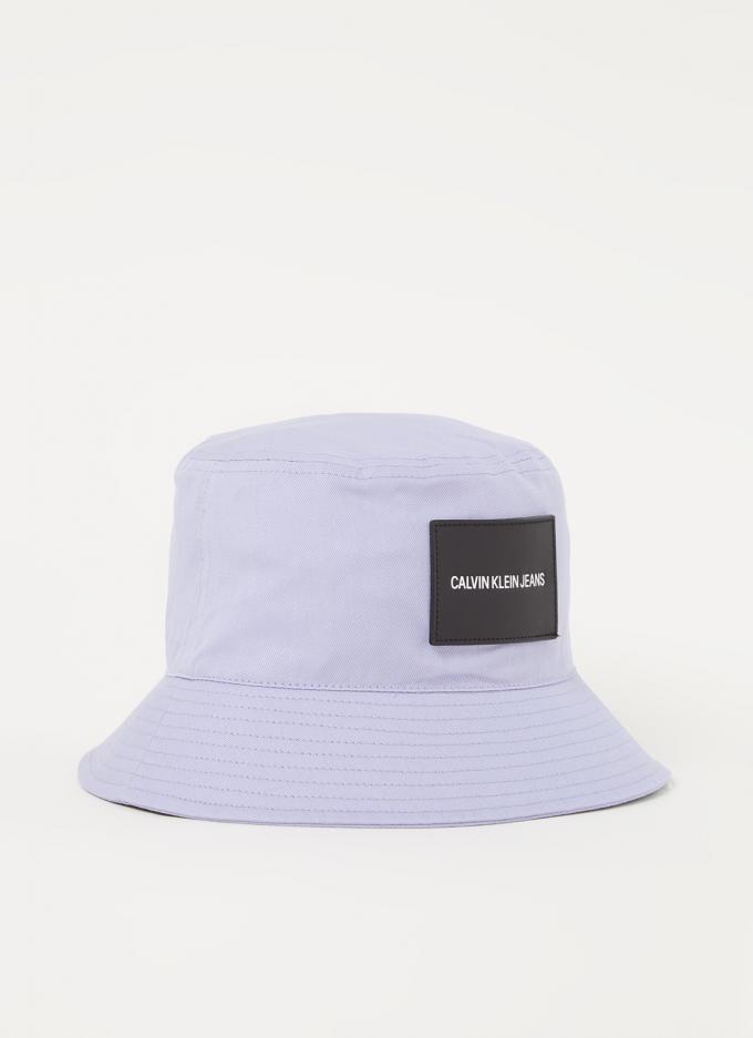 Lila bucket hat