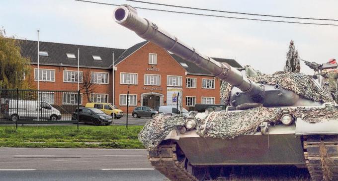 Straks komen er onder meer Leopard-tanks naar de kazerne van Ieper.© EG/Belga