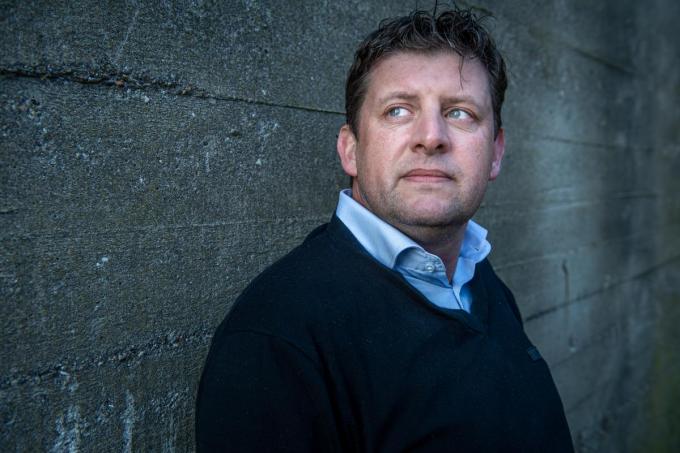 John Crombez: “Af en toe verkoop ik hem wat wijsheden van ‘den Aldi’, meer niet. Die zijn niet te duur, maar toch van een redelijke kwaliteit.”© Christophe De Muynck