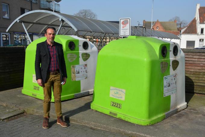 Schepen van milieu Frederic Hesters (Open Zulte) hoopt dat de strijd met zwerfvuil nu echt kan beginnen (foto JF)