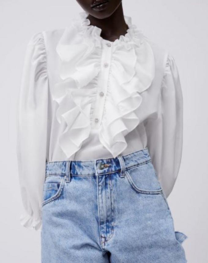 Romantische blouses met ruffles in wit