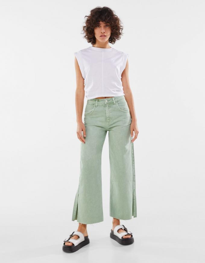 Groene jeans met split