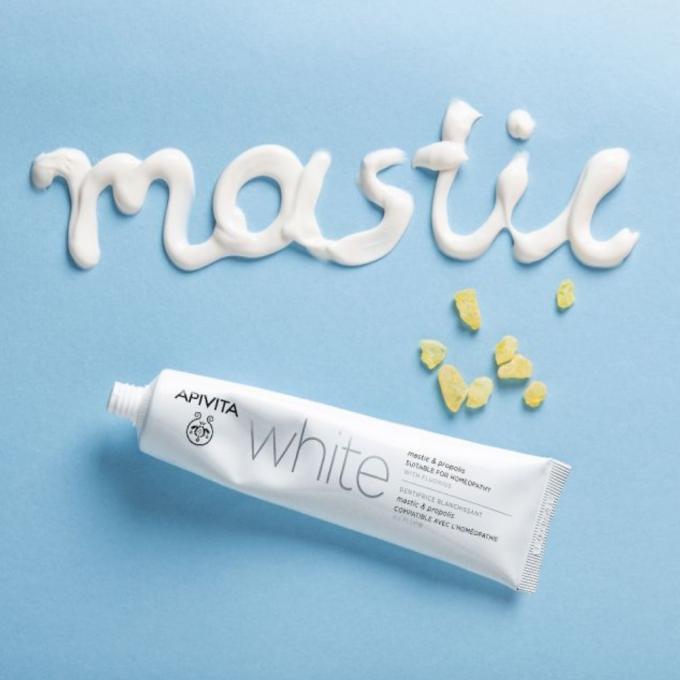 White Withening Toothpaste - Apivita