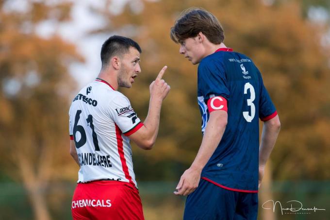 Oscar Van Mol (rechts) speelde zestien seizoenen bij KV Kortrijk. (foto Nico Dewaele)