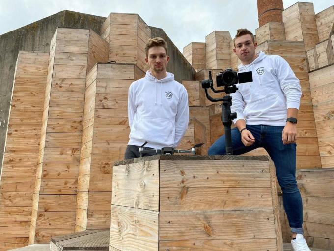 Wesley (21) en Mathias (20) startten vorig jaar Wide Marketing op.