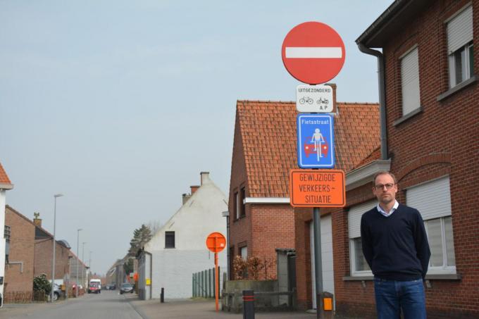 Schepen van Mobiliteit Michaël Vandemeulebroecke (Open Zulte) voorziet de eerste evaluatie van het project pas na de grote vakantie.© MV