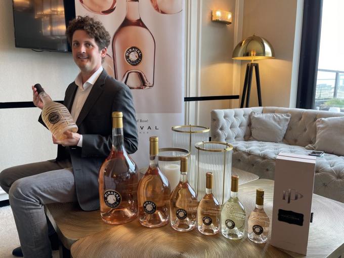 Anthony Smaele is exclusieve verdeler van de wijnen van Angelina Jolie en Brad Pitt.© Jeffrey Roos