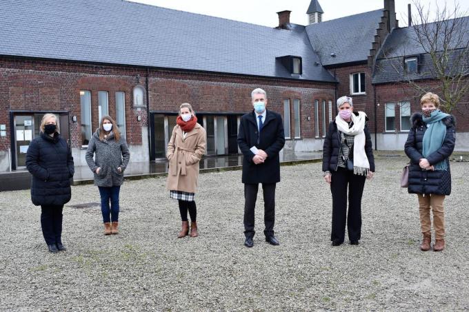 Het stadsbestuur zal nu zelf een professionele keuken en een toog kopen.©TOM VAN HOUTTE foto TVW