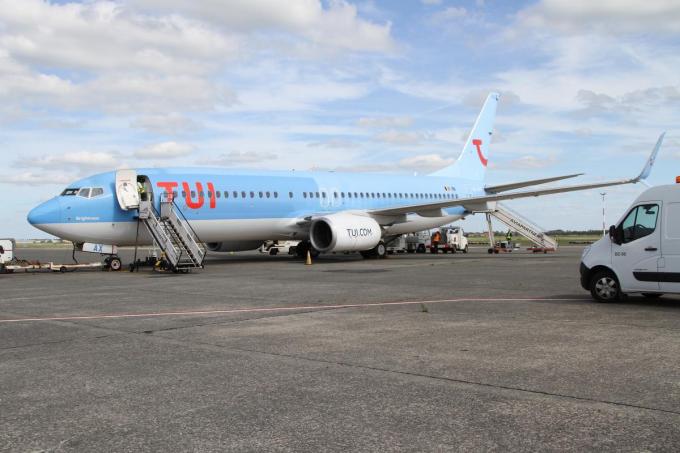 TUI Fly begon begin april pas opnieuw te vliegen. Vanaf maandag zijn niet-essentiële reizen ook weer toegelaten.©Jeffrey Roos